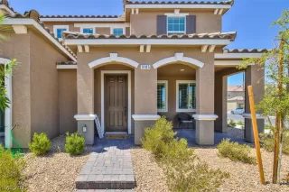 Photo #1: 2312072 Listing