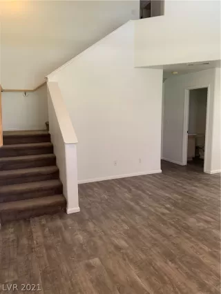 Photo #4: 2312078 Listing 