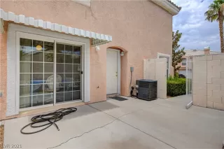 Photo #2: 2312136 Listing