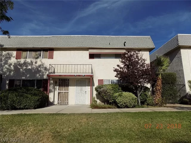 MLS: 2312339 Condo For Sale