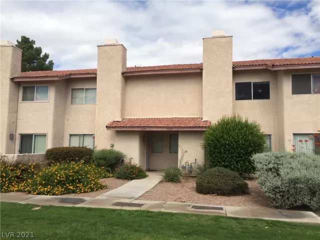 MLS: 2312342 Condo For Sale