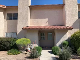 Photo #1: 2312342 Listing 