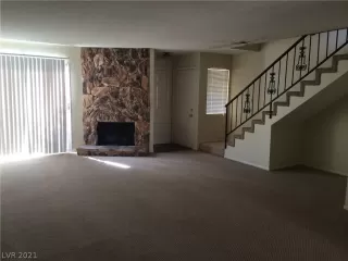 Photo #2: 2312342 Listing 