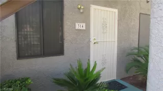 Photo #4: 2312357 Listing 