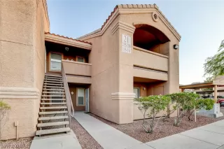 Photo #1: 2312385 Listing