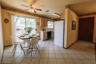 Photo #2: 2312466 Listing 