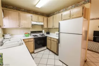 Photo #6: 2312466 Listing 