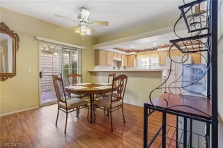 Photo #5: 2312515 Listing