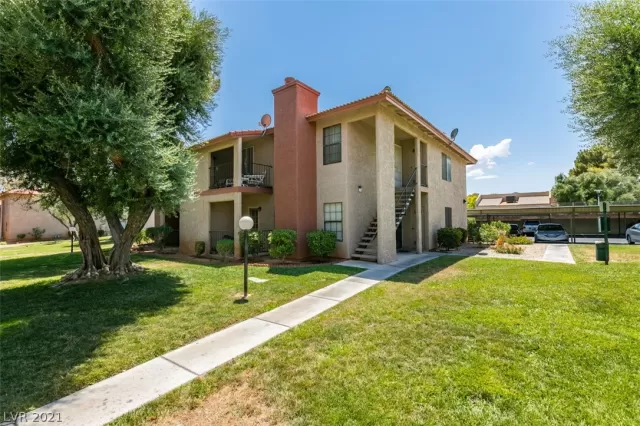 MLS: 2312530 Condo For Sale