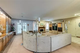 Photo #1: 2312530 Listing