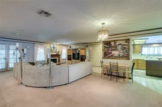 Photo #6: 2312530 Listing