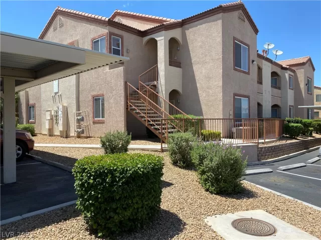 MLS: 2312542 Condo For Sale