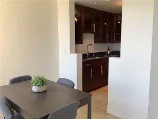 Photo #6: 2312549 Listing 