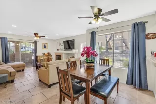 Photo #1: 2312559 Listing