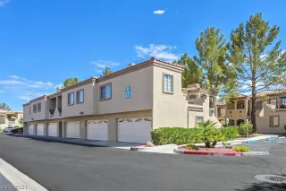 Photo #6: 2312559 Listing