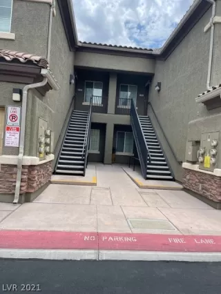 Photo #1: 2312569 Listing