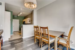 Photo #6: 2312615 Listing 