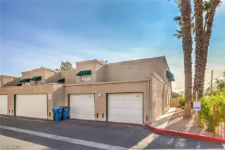 Photo #1: 2312631 Listing