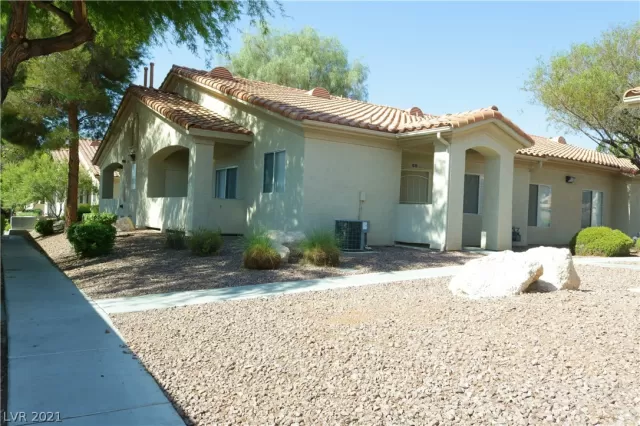 MLS: 2312635 Condo For Sale