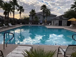 Photo #3: 2312670 Listing 