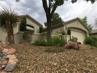 Photo #2: 2312771 Listing