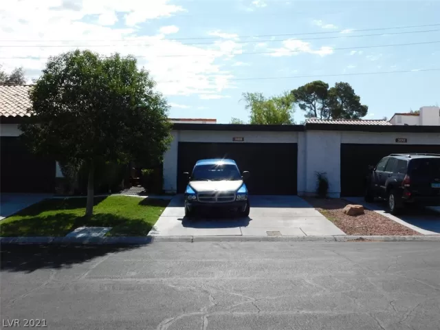 MLS: 2312817 Condo For Sale