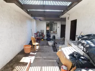 Photo #2: 2312817 Listing