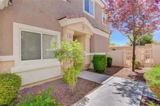 Photo #1: 2312841 Listing