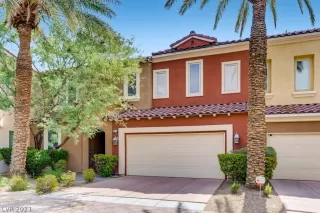 Photo #1: 2312864 Listing