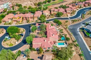 Photo #4: 2312864 Listing