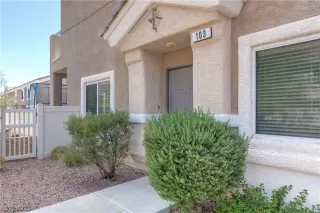 Photo #3: 2312894 Listing