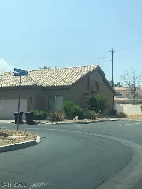 MLS: 2312927 Condo For Sale