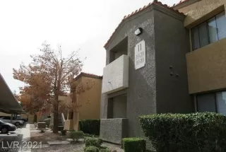 Photo #1: 2312954 Listing