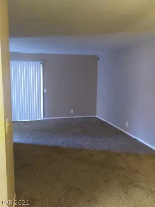 Photo #3: 2312954 Listing