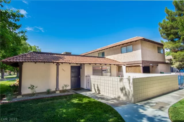 MLS: 2312976 Condo For Sale