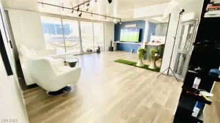 Photo #1: 2312996 Listing