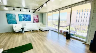 Photo #3: 2312996 Listing