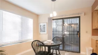 Photo #4: 2313021 Listing 