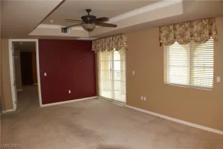 Photo #4: 2313024 Listing 