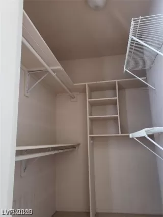 Photo #1: 2313077 Listing