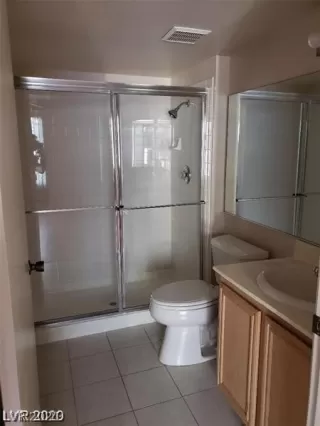 Photo #2: 2313077 Listing