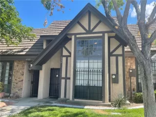 Photo #1: 2313084 Listing 