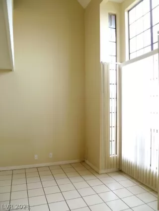 Photo #6: 2313084 Listing 