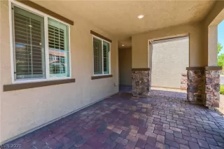 Photo #4: 2313085 Listing