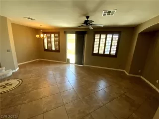 Photo #2: 2313092 Listing 