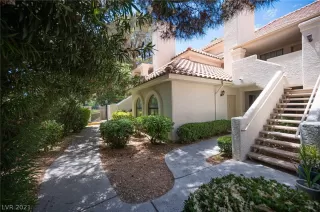 Photo #2: 2313127 Listing 