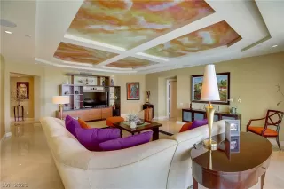 Photo #4: 2313134 Listing 