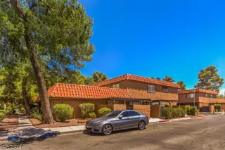 Photo #1: 2313160 Listing