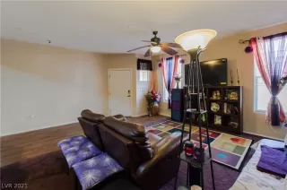 Photo #6: 2313192 Listing 