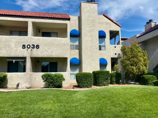MLS: 2313215 Condo For Sale